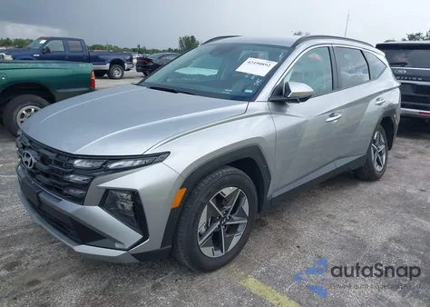 2025 Hyundai Tucson Sel z USA, uszkodzony, nr VIN 5NMJB3DE5SH465219